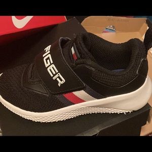 Preschool shoes size 11c to 11.5c